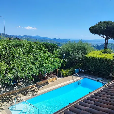 Alojamento de Acomodação e Pequeno-almoço Capo Corso 3*